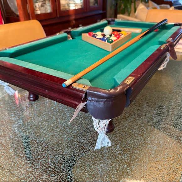 Billiard Tabletop Pool Table - Picture 5 of 9